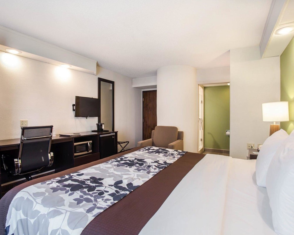 Sleep Inn Nashville North Downtown Area 17/44