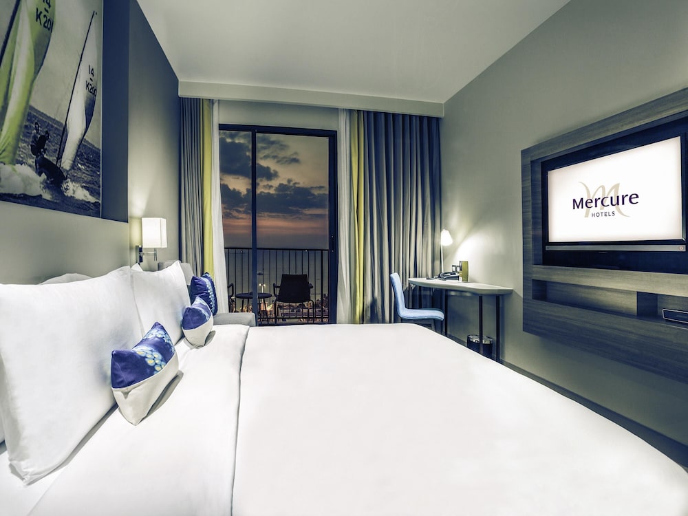 Mercure Pattaya Ocean Resort 18/70