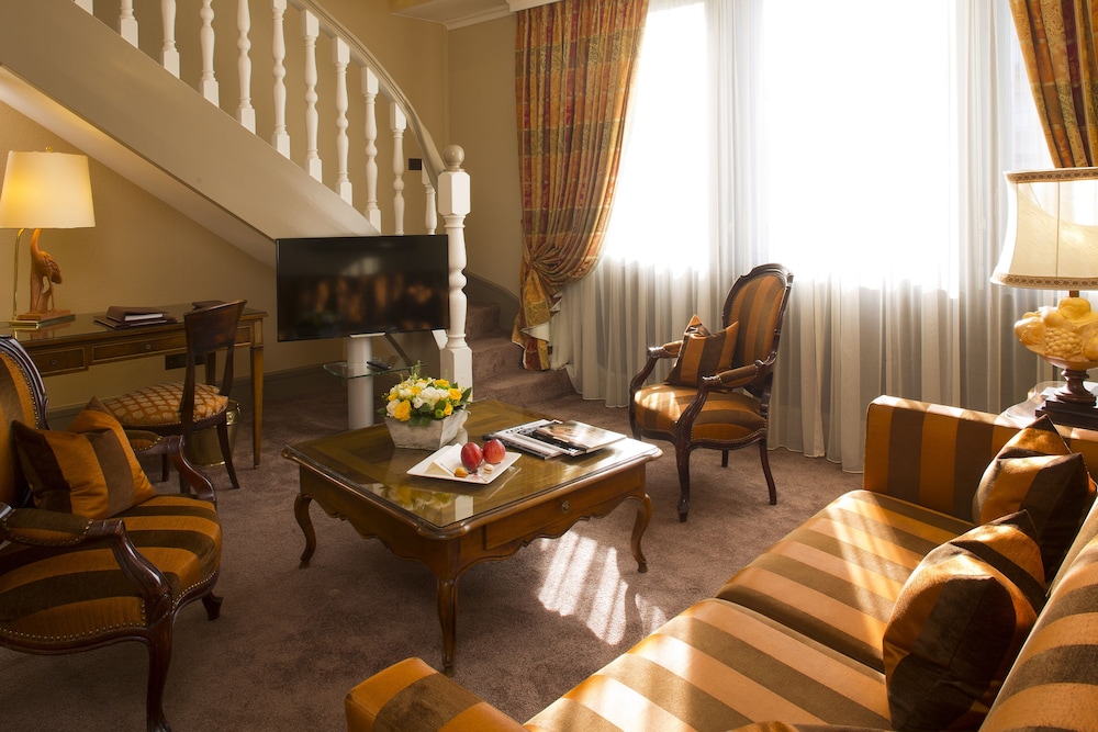 Hotel de La Cigogne Geneva 48/69