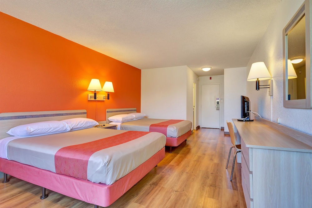 Motel6 Belmont, CA San Francisco Redwood City 21/61