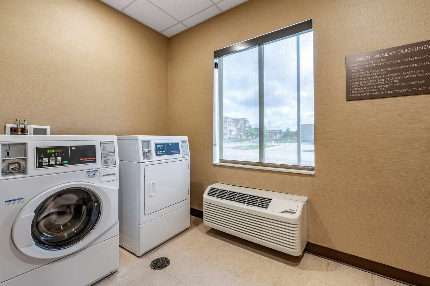Comfort Suites Columbus Airport 20/43