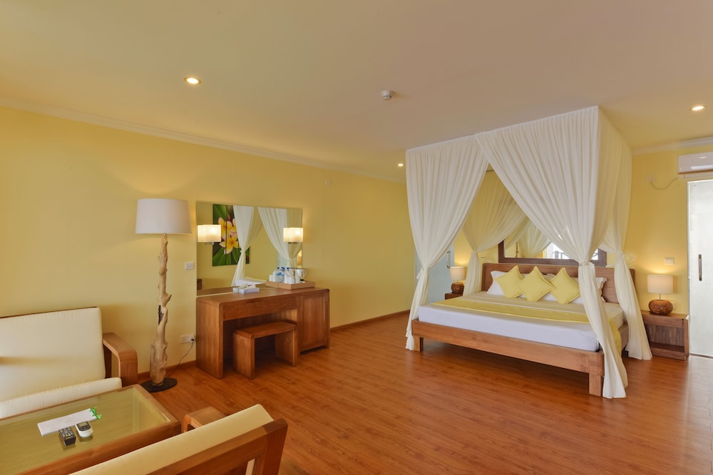 Dreamland The Unique Sea & Lake Resort Spa 15/41