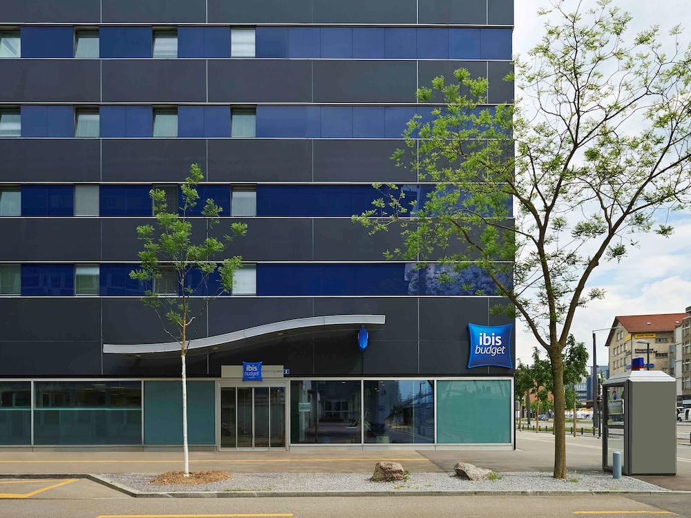 Ibis Budget Zurich City West in ZURICH