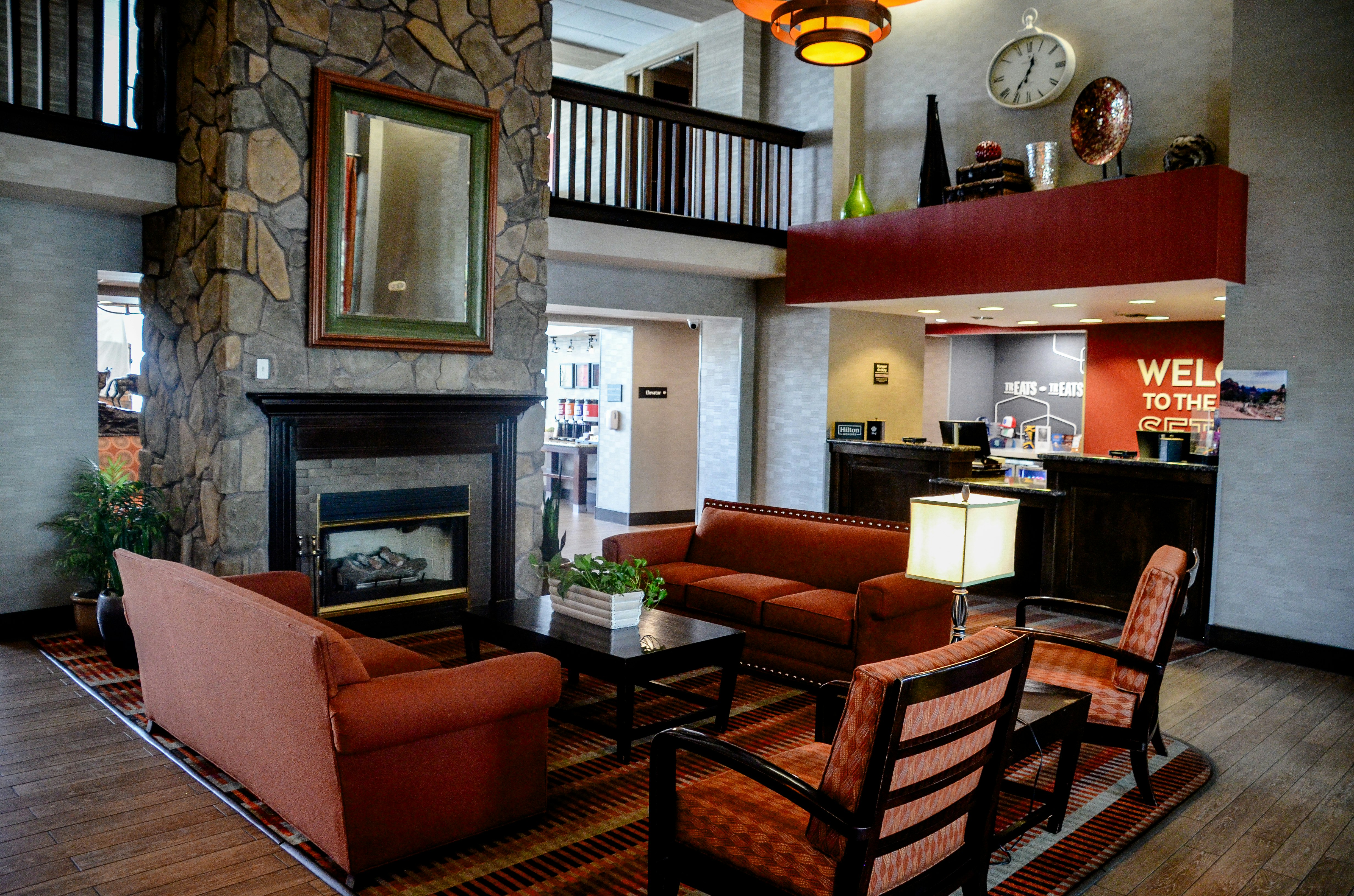 Hampton Inn And Suites Flagstaff 10/17