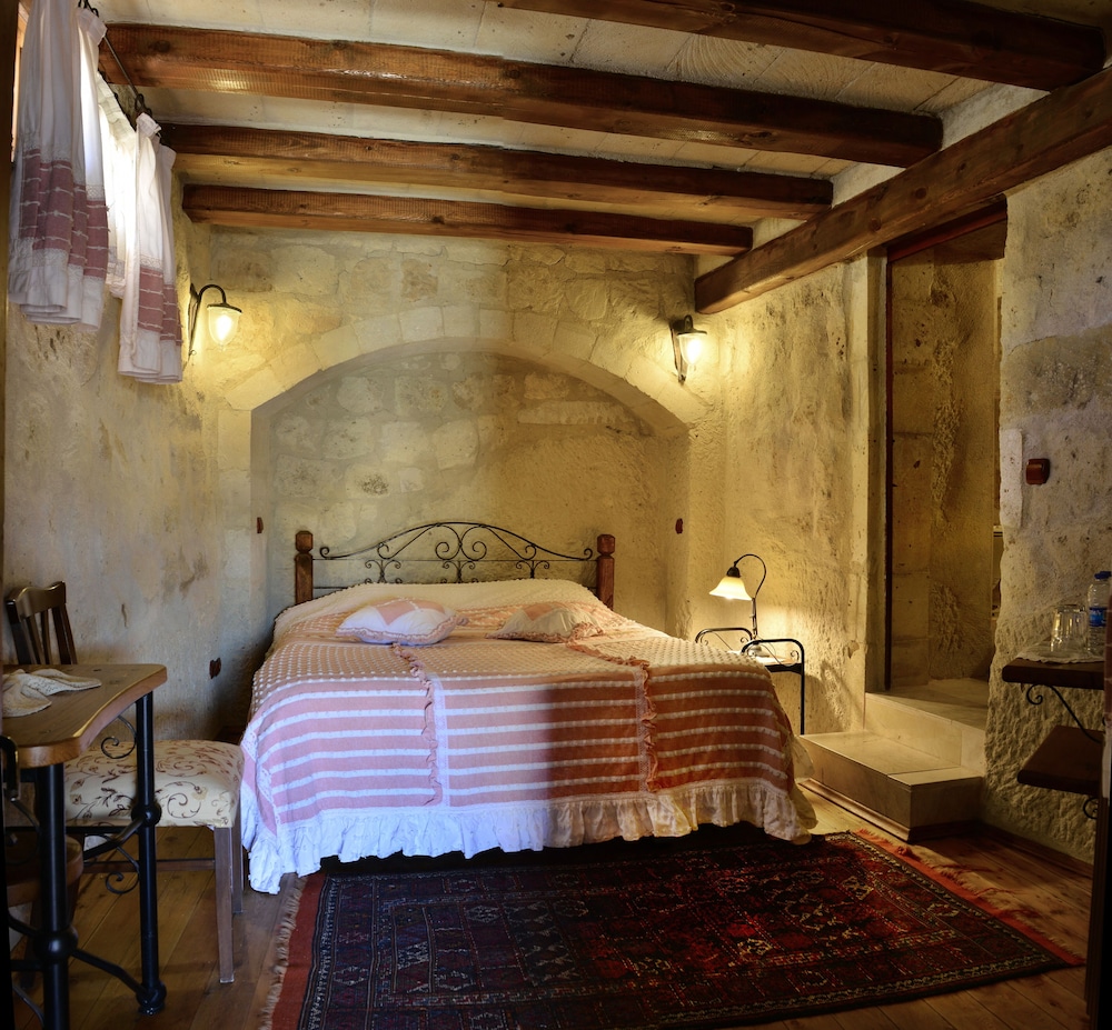 Kelebek Special Cave Hotel 38/84