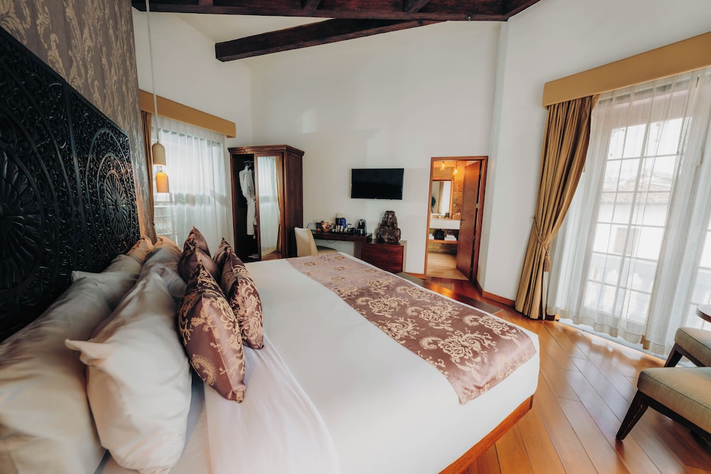 Hotel Mama Cuchara 17/75