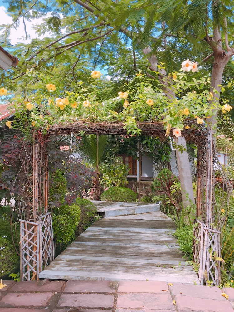 Chiangmai Royal Creek 53/57