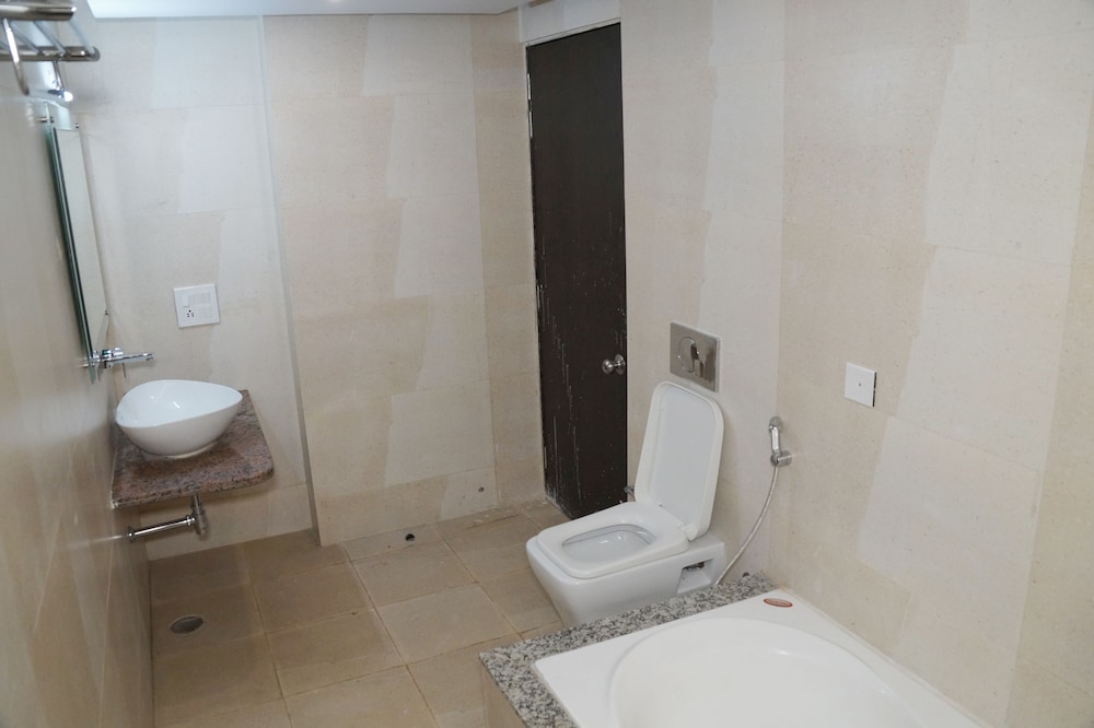 Hotel Shivoy Grand 22/23