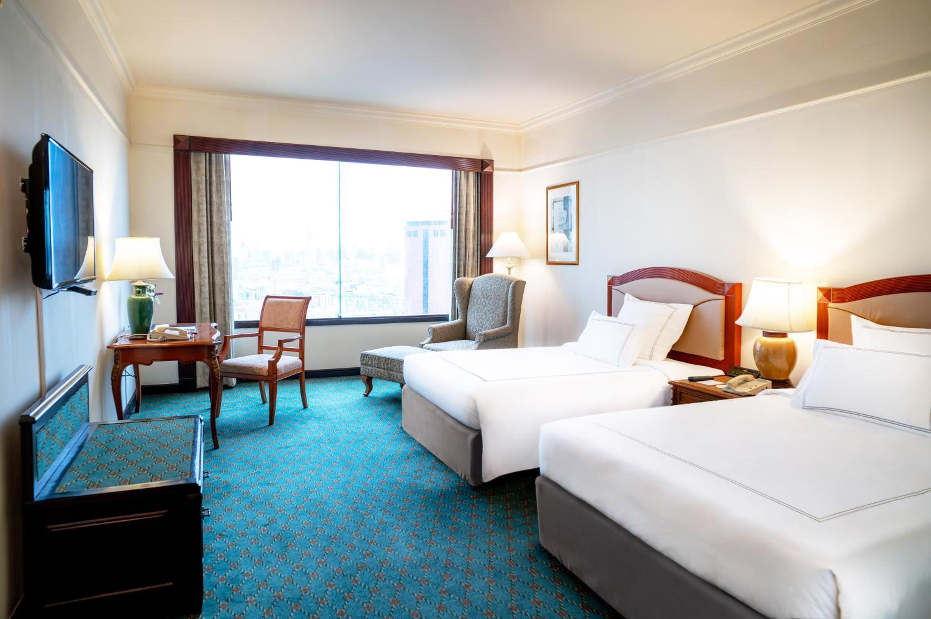 Swiss, Deluxe, Twin Beds
