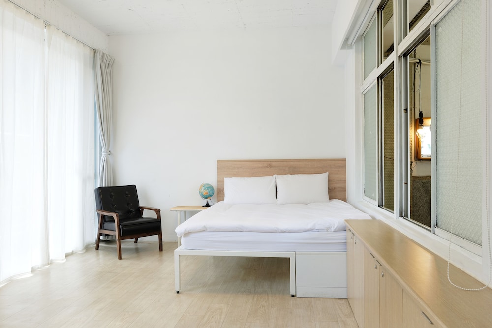 Flip Flop Hostel 19/76