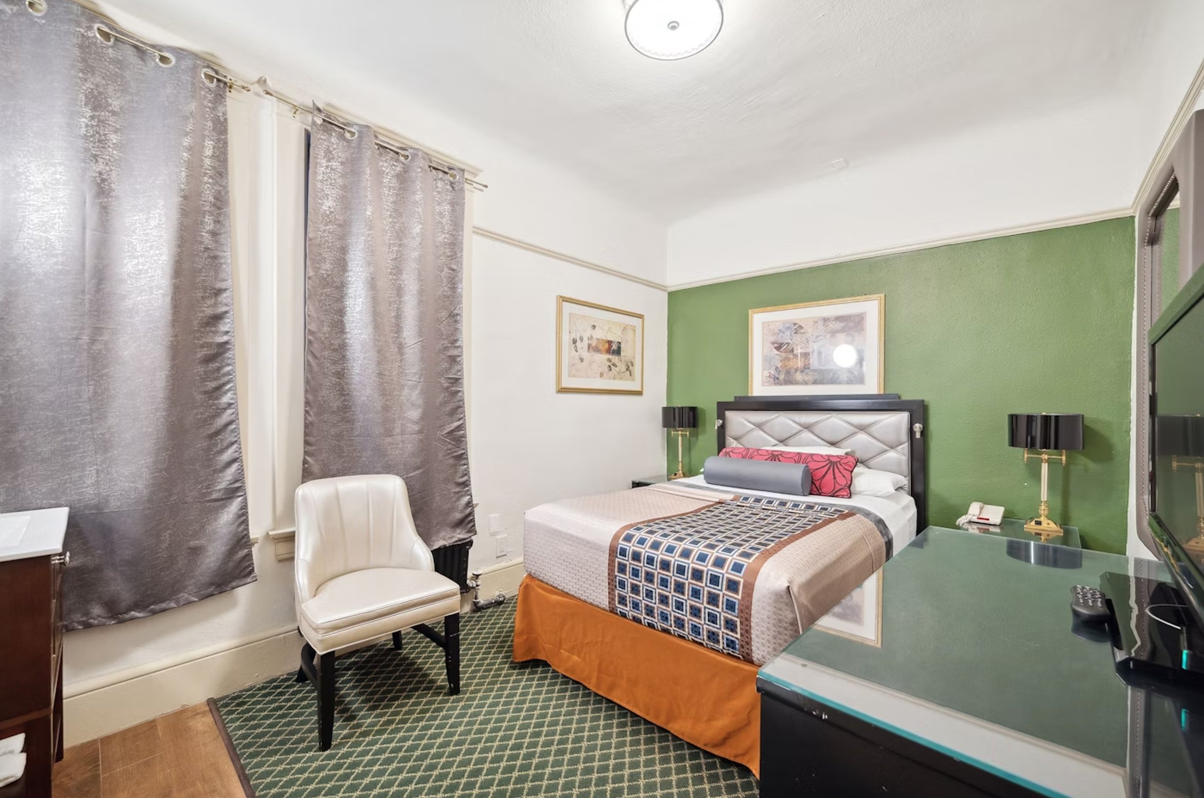STANDARD, DOUBLE BED