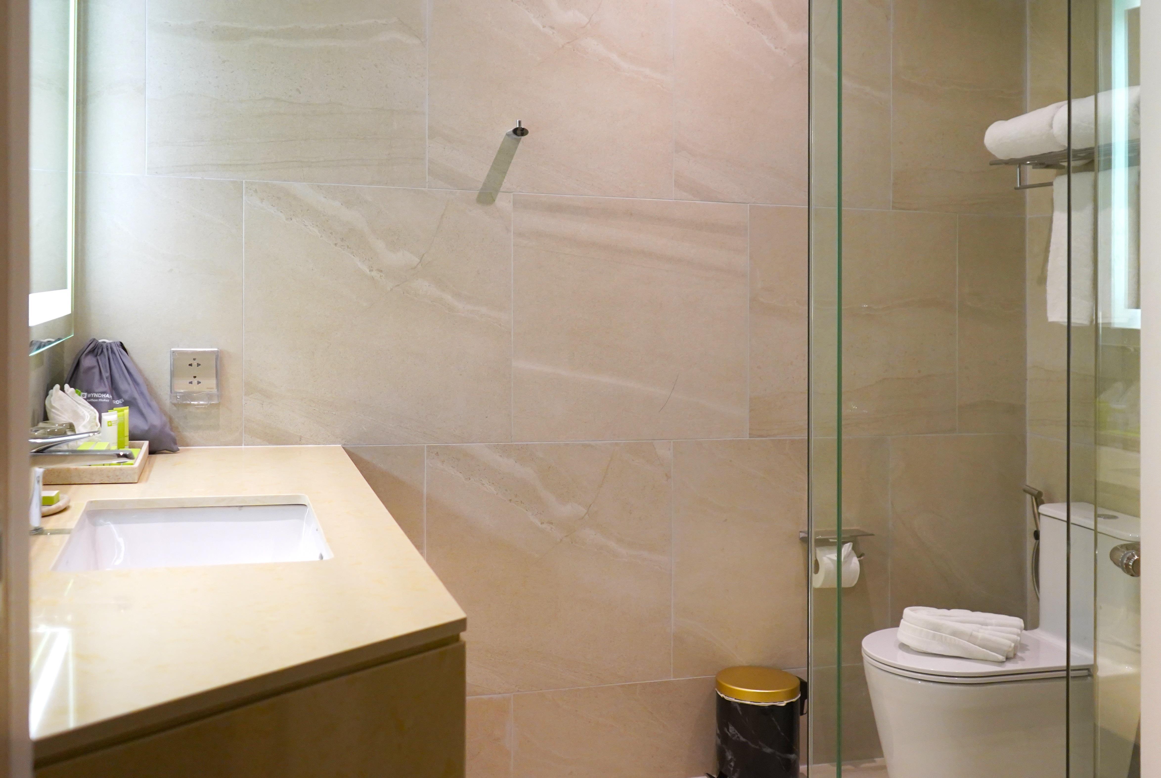 غرفة ديلوكس (37 م²)، Wyndham Garden Naithon Phuket 9/9