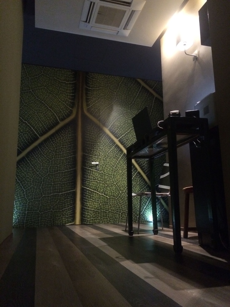 Serendipity Rooms 24/41