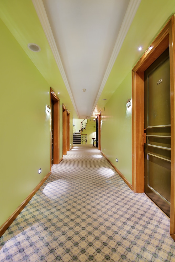 SIDONYA HOTEL 44/66