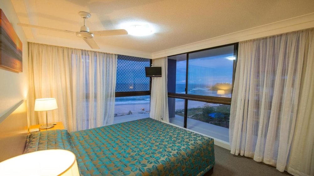 Beach House Seaside Resort Coolangatta 5/19