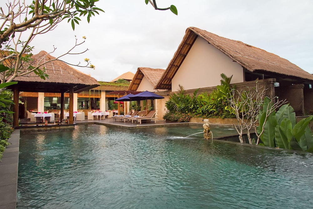 Adepa Resort 46/50