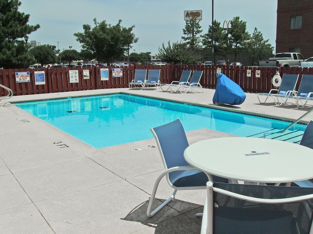 Extended Stay America - Tulsa - Midtown 1/52