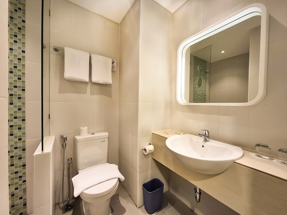 Zest Ambon by Swiss-Belhotel International 18/19