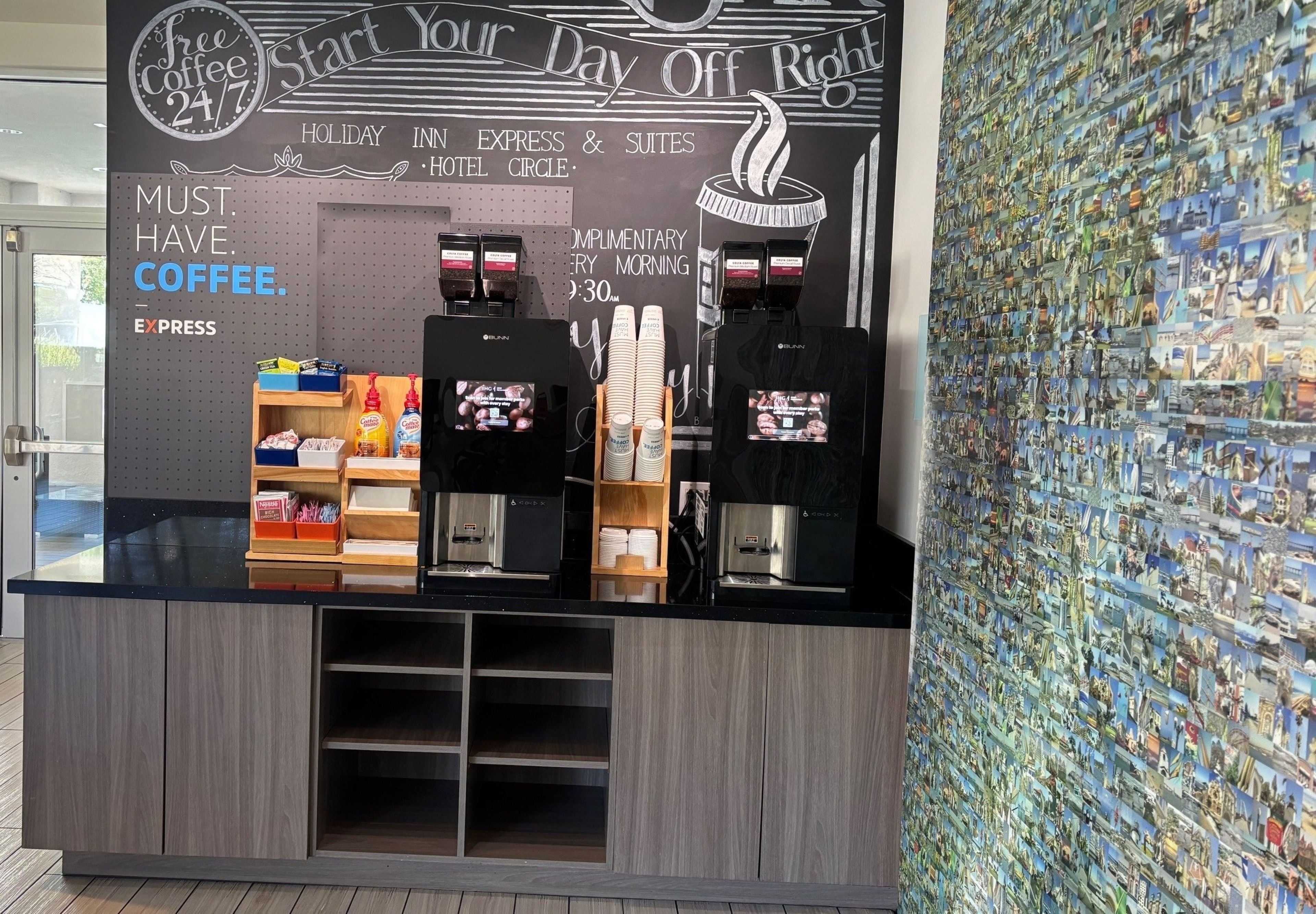Holiday Inn Express & Suites San Diego - Mission Valley 25/61
