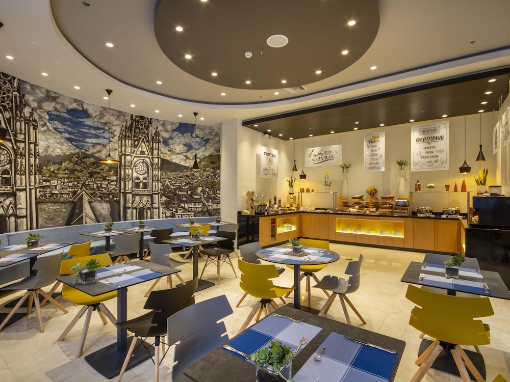 Ibis Quito 53/61