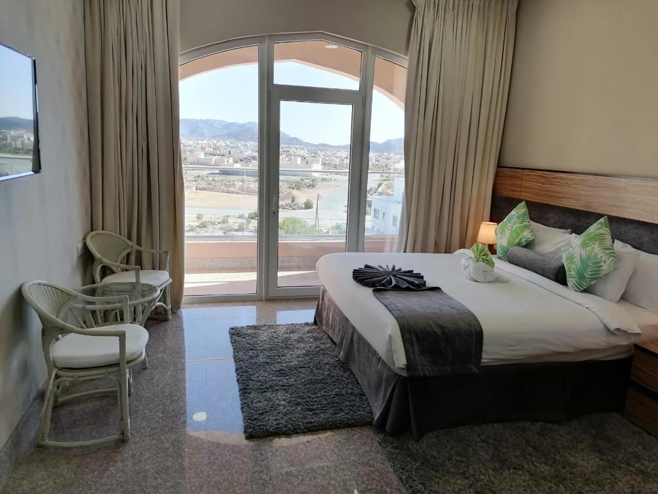 غرفة ديلوكس بسرير مزدوج أو سريرين منفصلين بإطلالة على المدينة، Sama Hotel Al Jabal Akhdhar 3/6