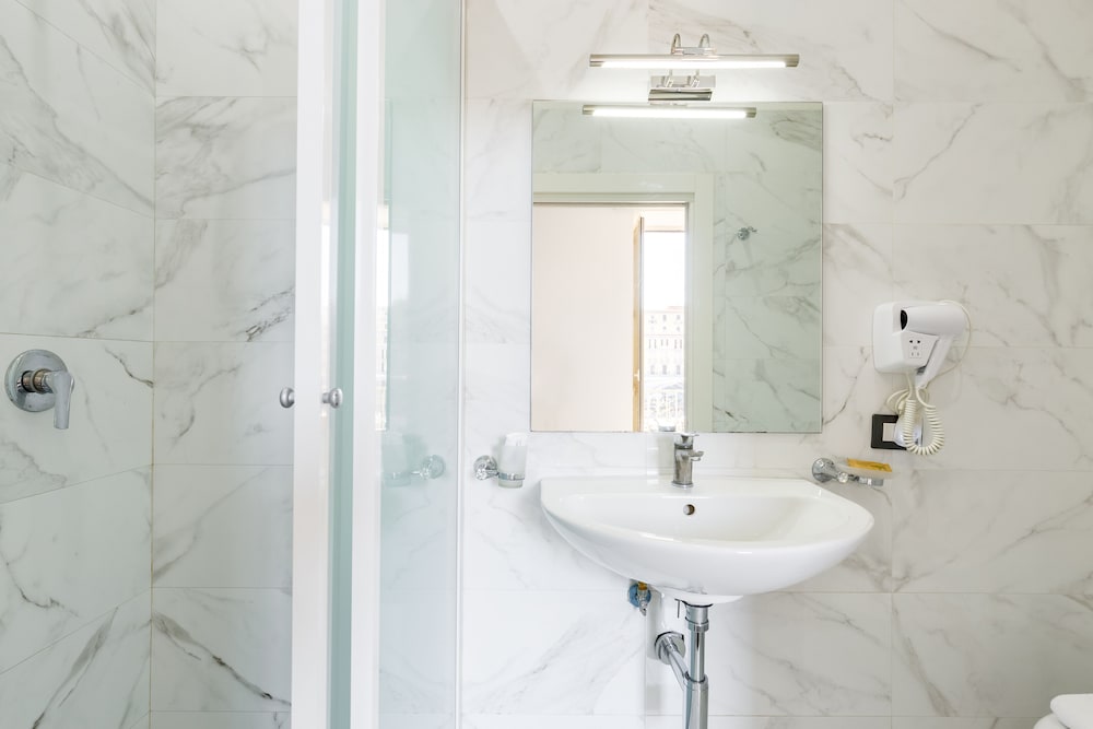 Hotel Bella Napoli Suites 64/67