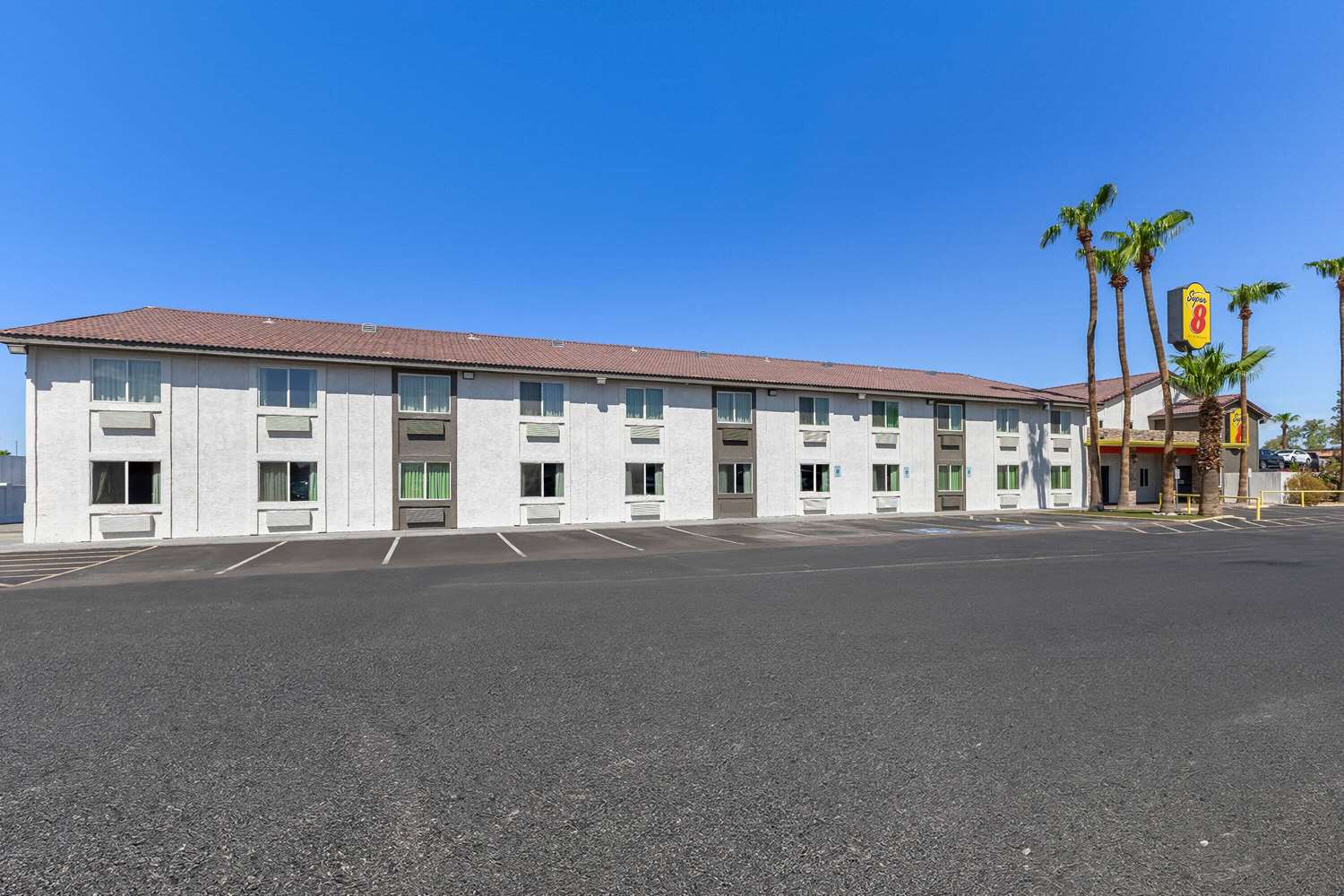Super 8 by Wyndham Goodyear/Phoenix Area in GOODYEAR - AZ