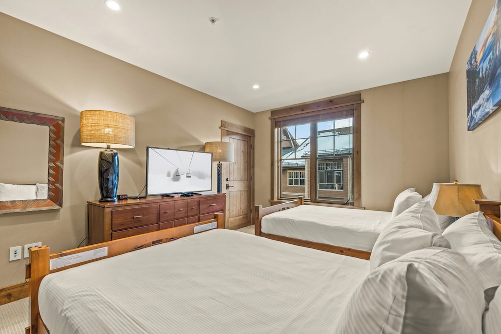 Northstar California Resort 17/90