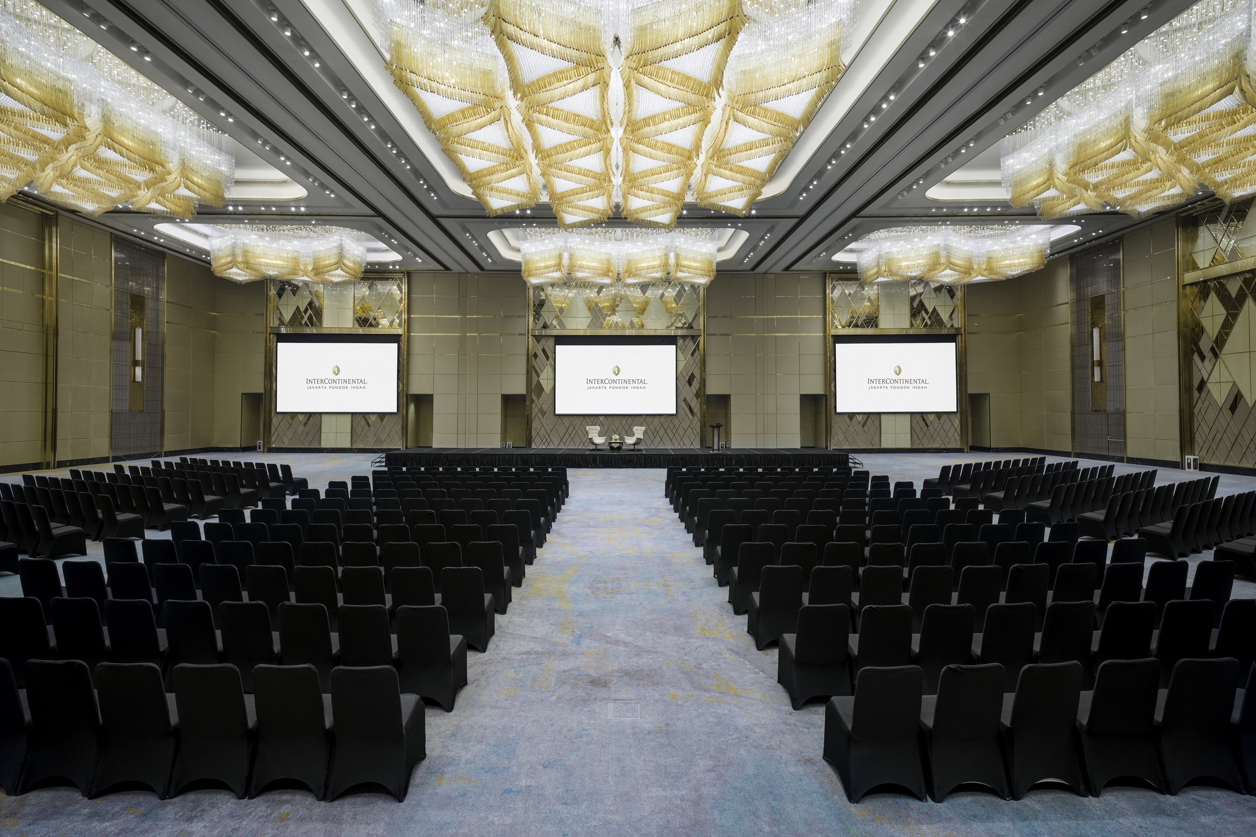 Intercontinental Jakarta Pondok Indah 64/76