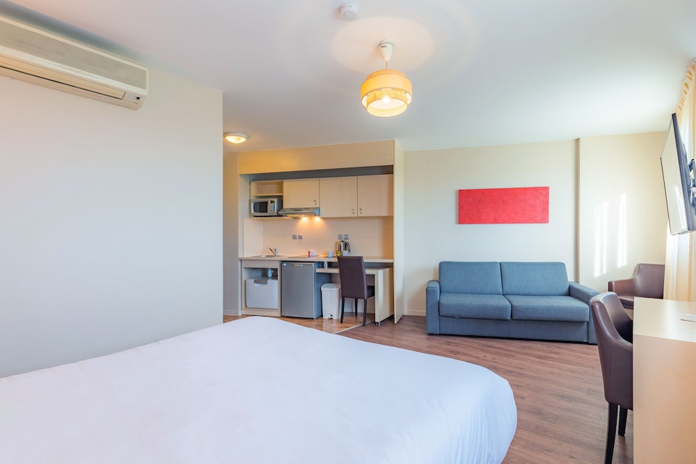 FAMILY, STUDIO, DOUBLE BED, SOFA