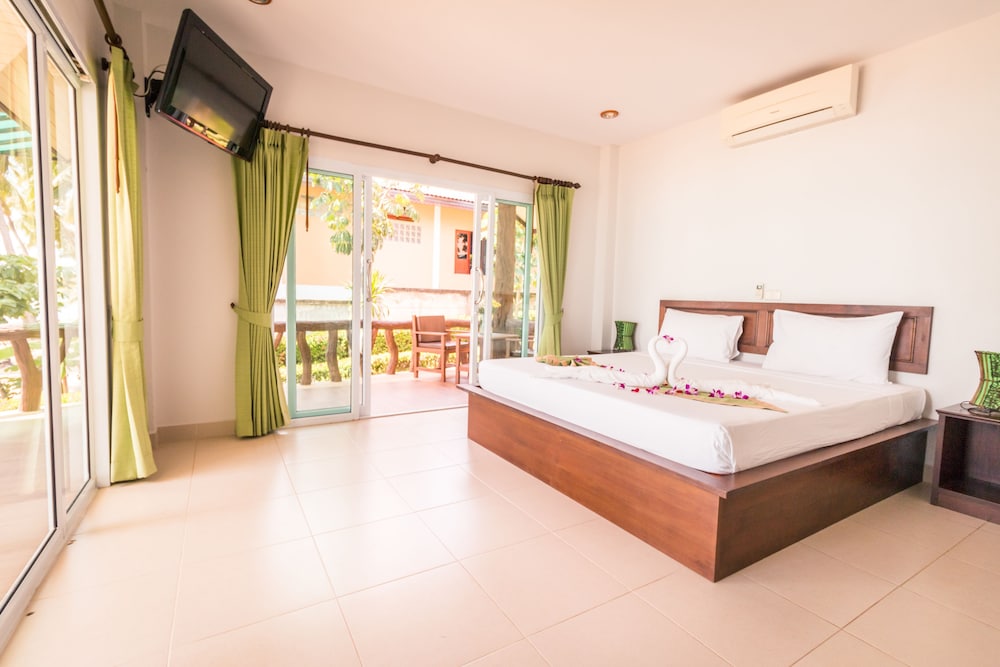 DELUXE, BUNGALOW, GARDEN VIEW