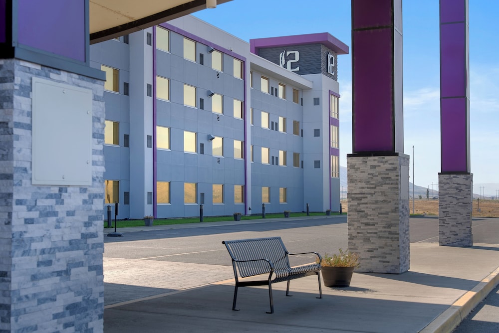12 Tribes Omak Casino Hotel 45/49