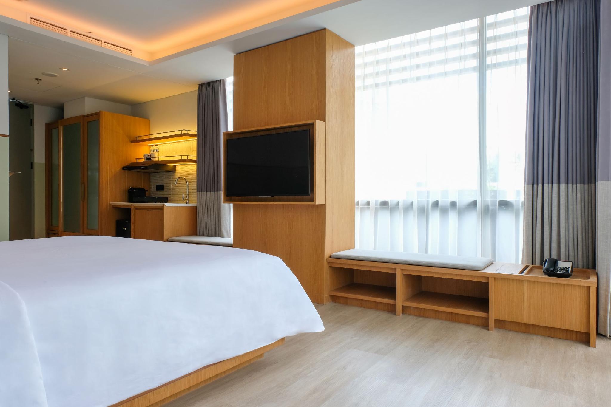Room at Artotel Casa Kuningan, JAKARTA