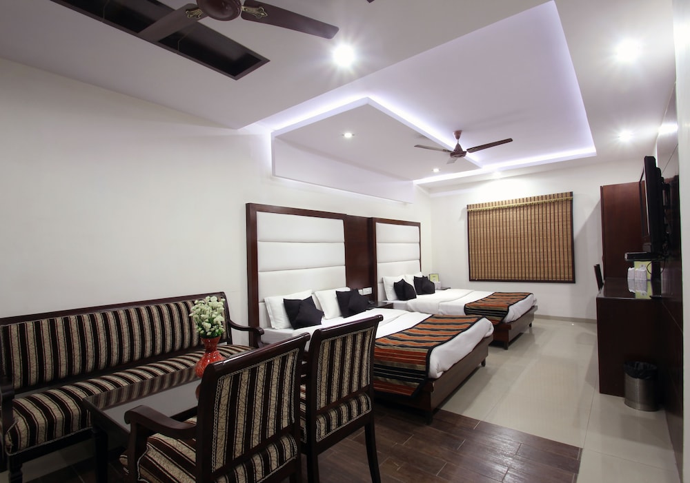 Mohan International 50/53