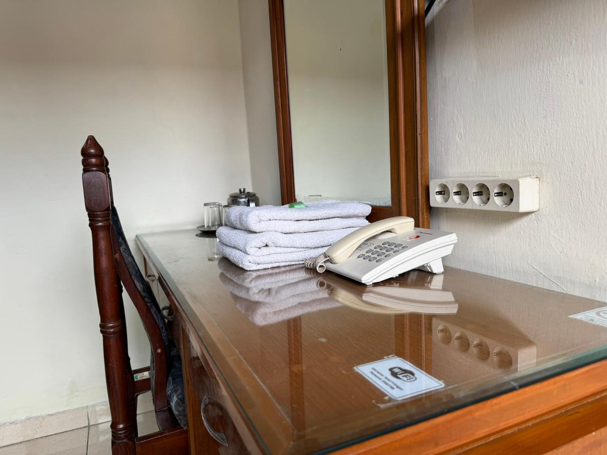 Hotel Priangan 23/50