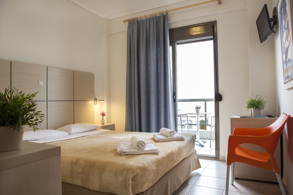 MAVRIDIS HOTEL 8/35