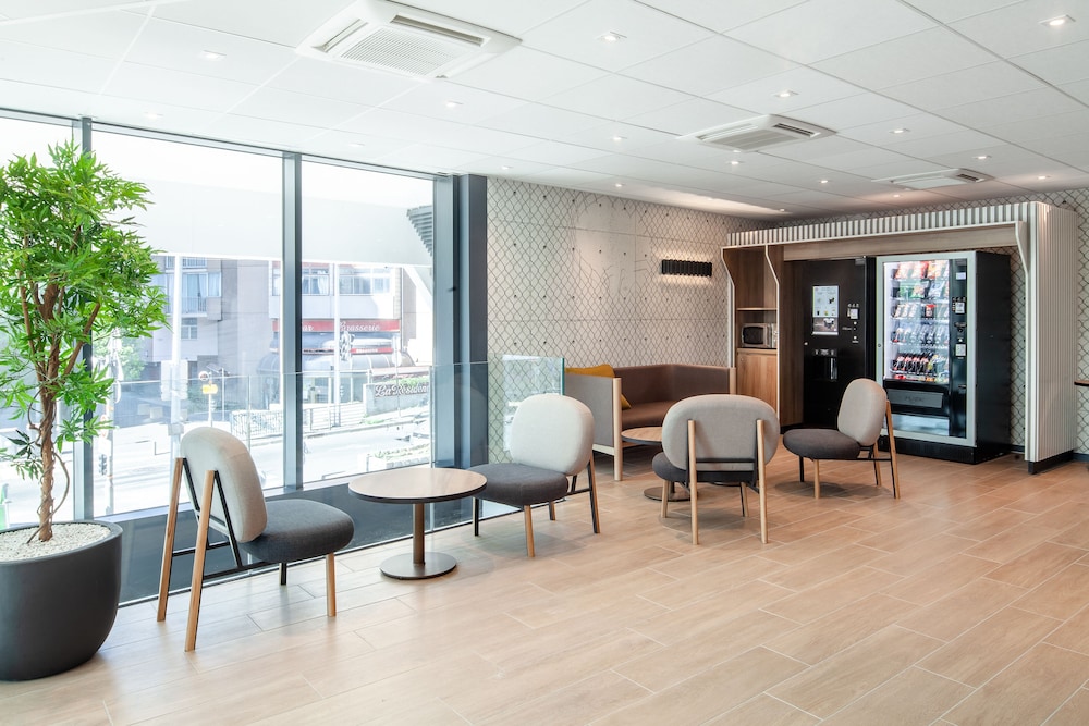 B&B HOTEL Paris Porte de Bagnolet 21/47
