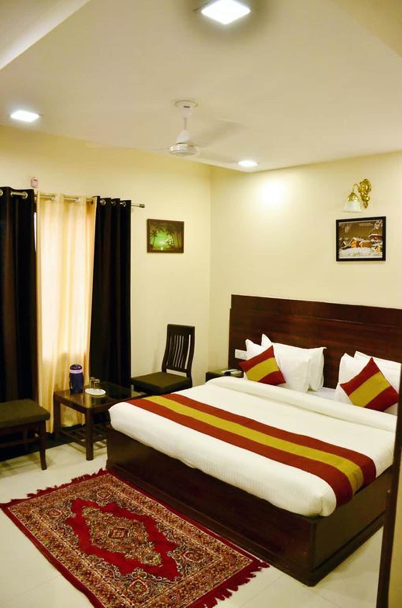 2 BEDROOMS, FAMILY SUITE