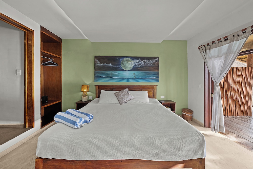 Playa Canek Boutique Eco Hotel 18/100