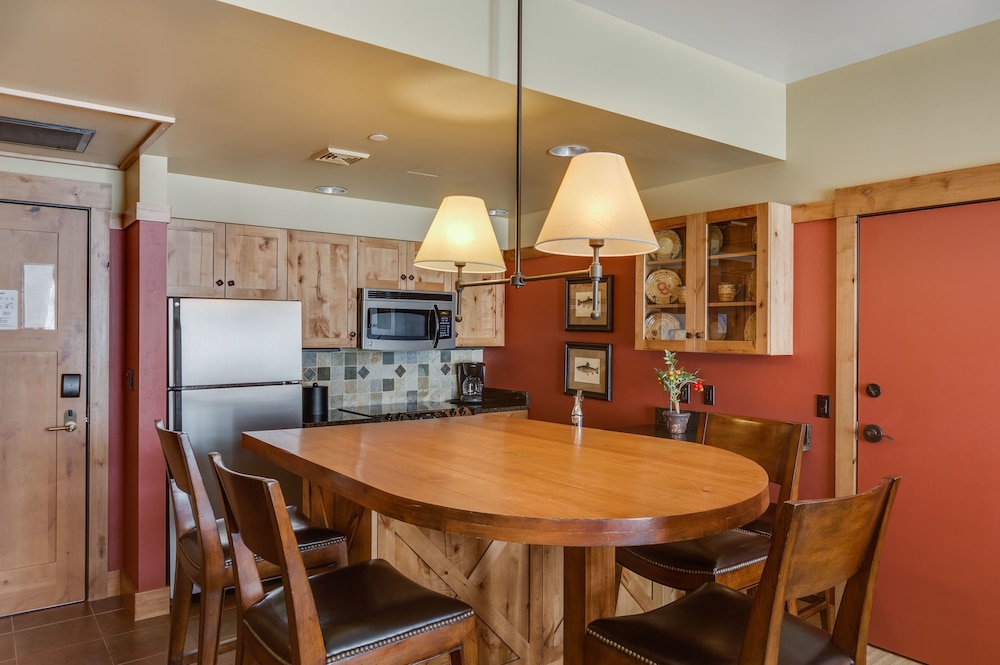 Teton Springs Lodge and Spa 31/34