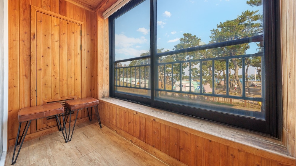 Gyeongju Gampo Beach Castle Pension 23/50