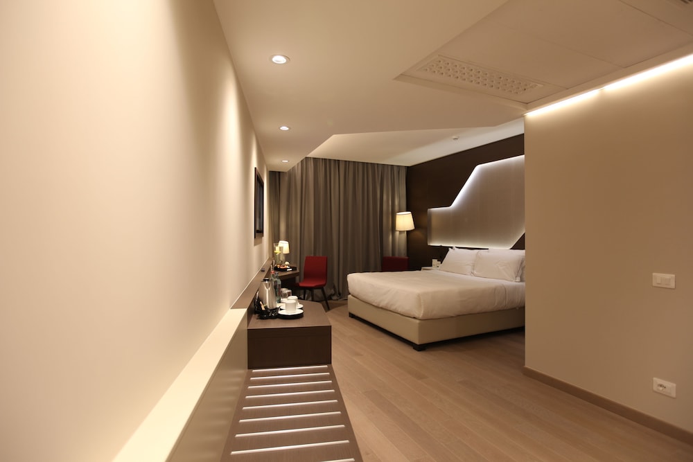 Doubletree By Hilton Hotel Yerevan City Centre 9/67