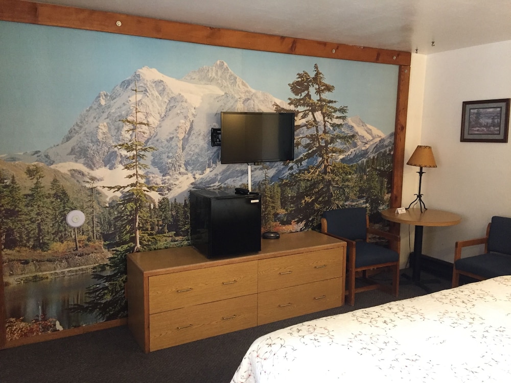 Holiday Lodge 46/66