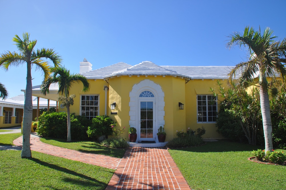 Willowbank Resort 33/35