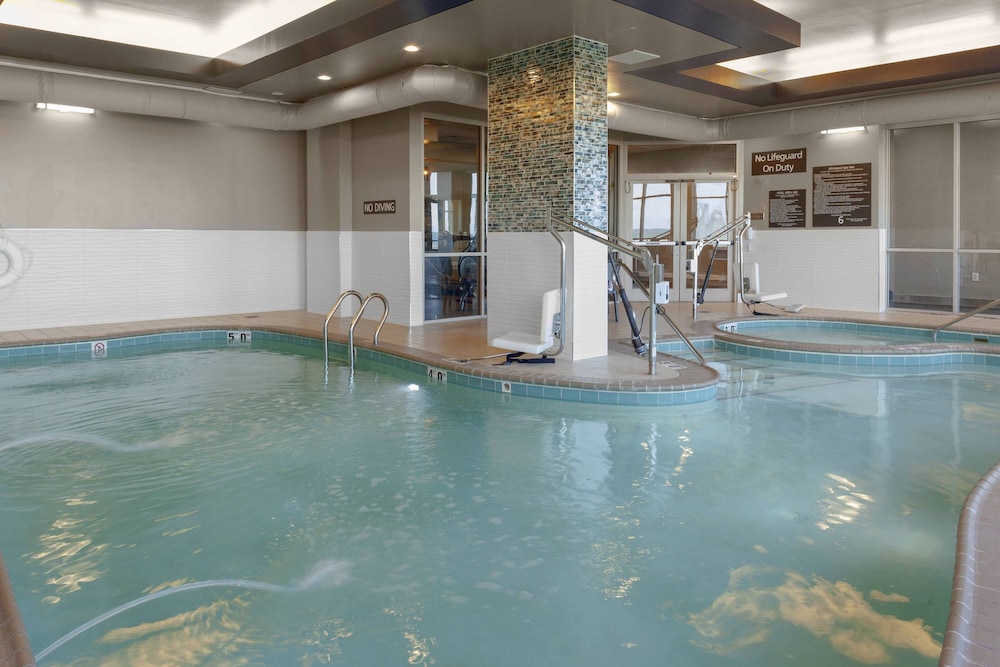 Residence Inn Virginia Beach Oceanfront 8/34