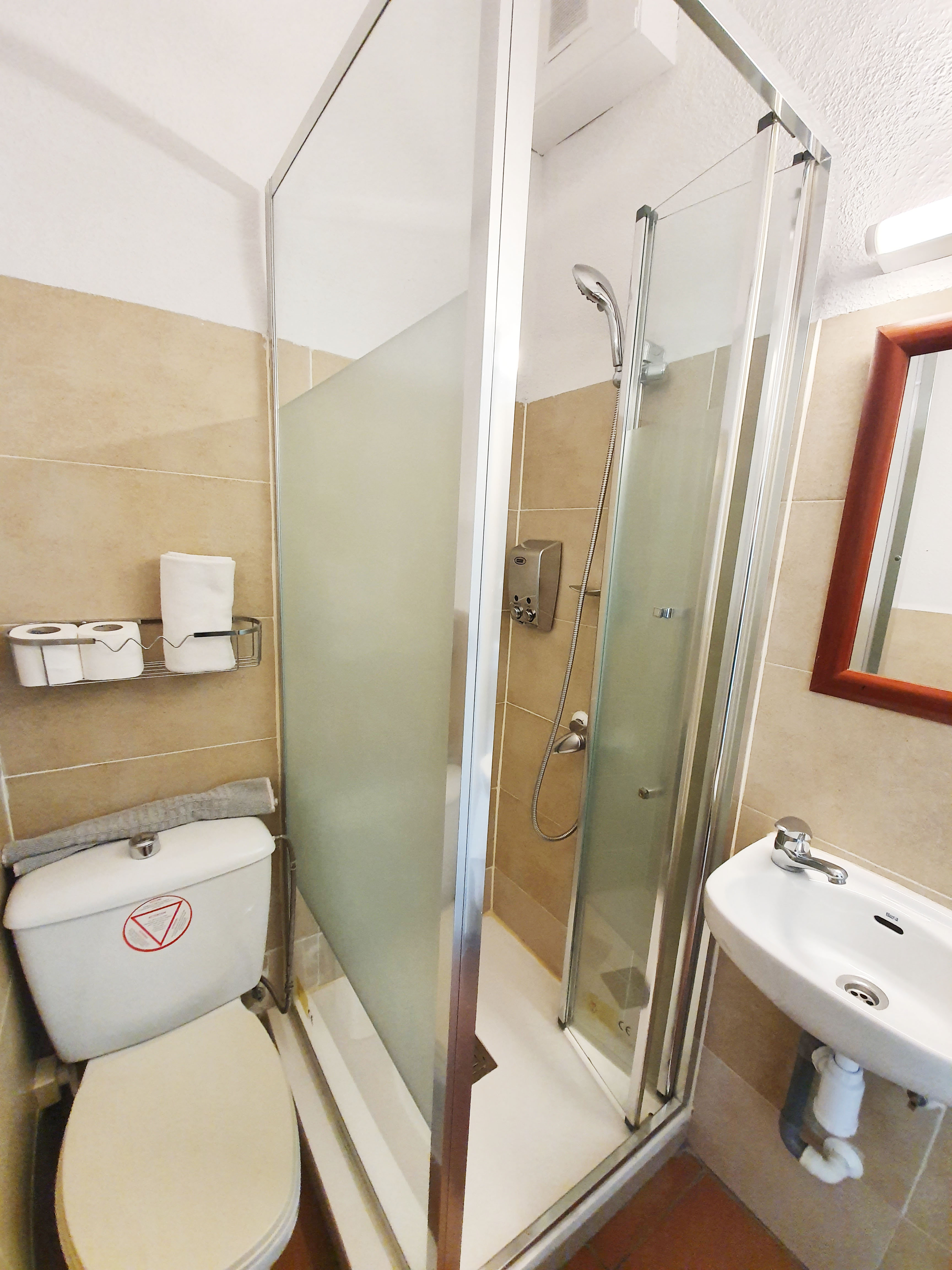 Hostal Alicante 36/40