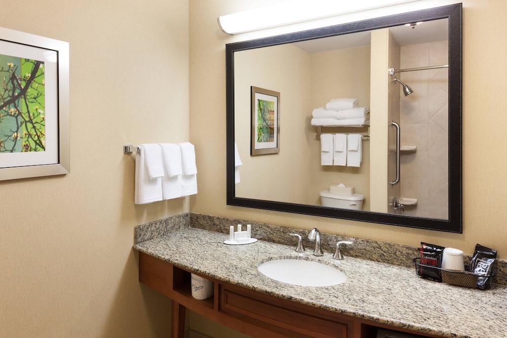 Fairfield Inn Suites Jacksonville Butler Boulevard 50/50