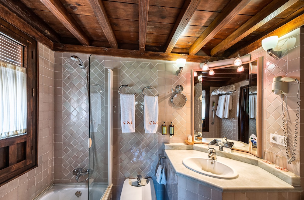 Casa Morisca 24/48