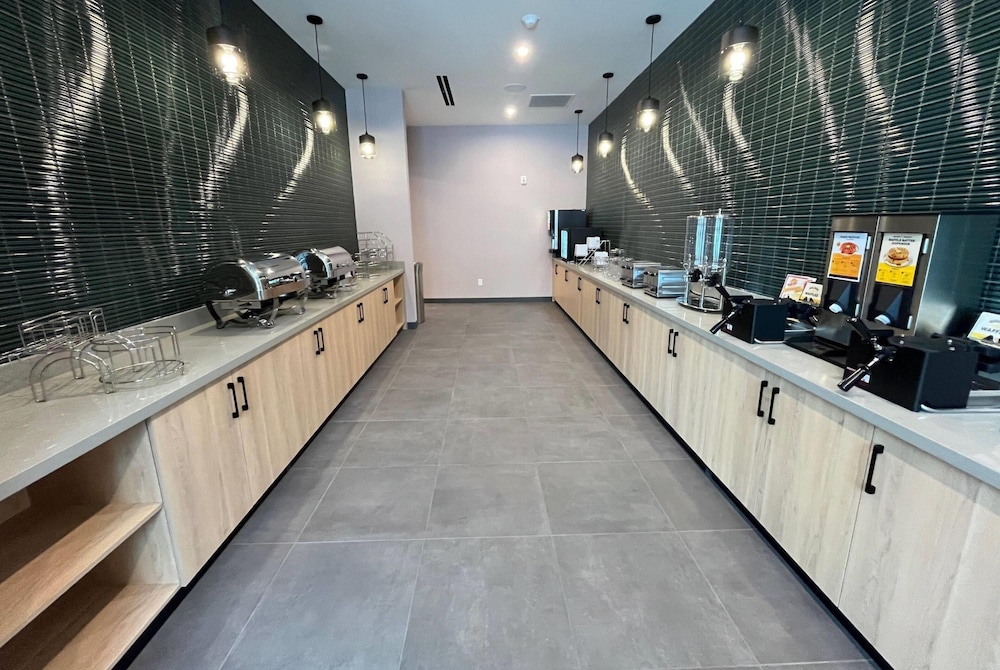 La Quinta Inn and Suites by Wyndham Leavenworth 13/60