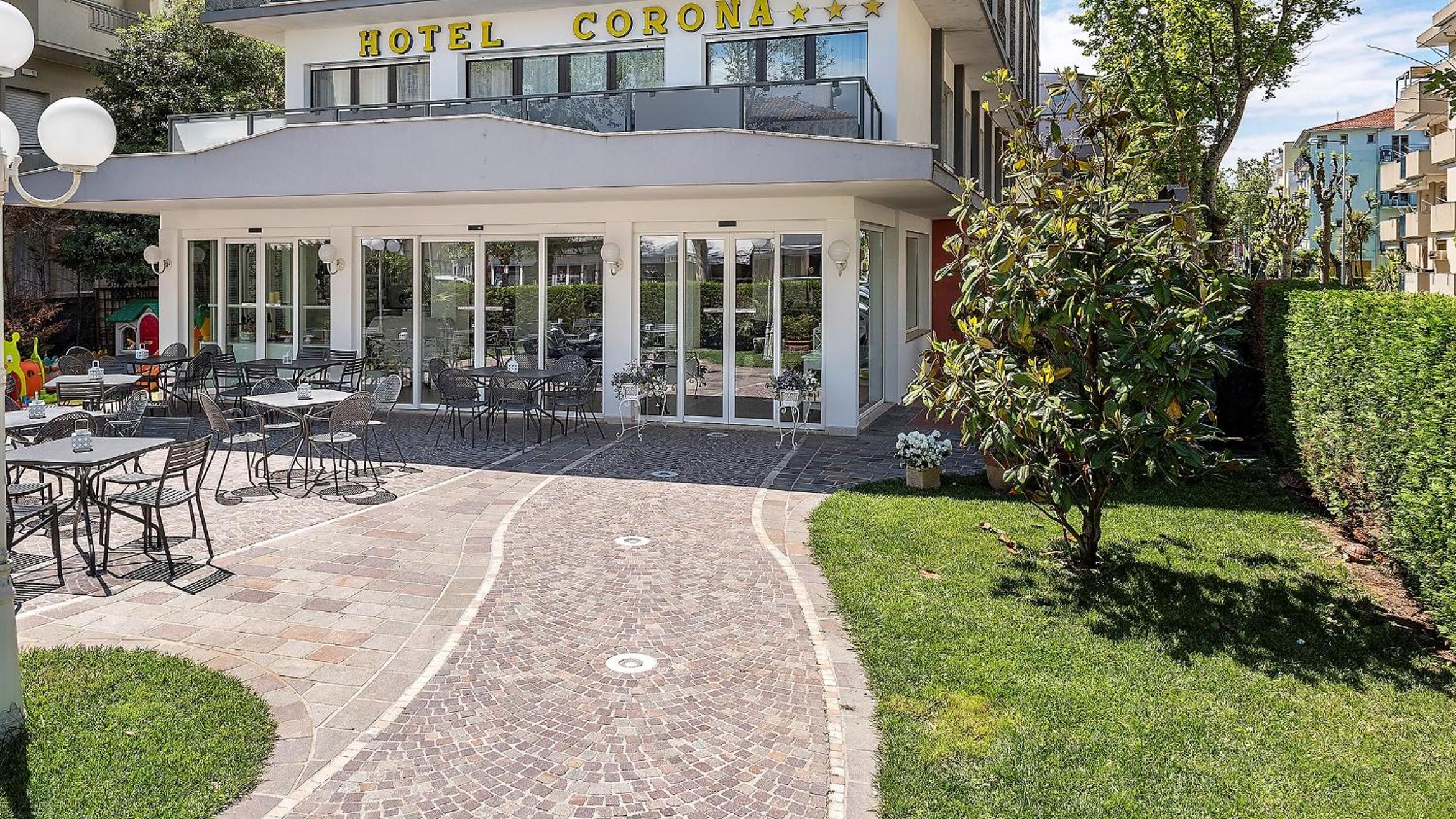 Hotel Corona 43/50